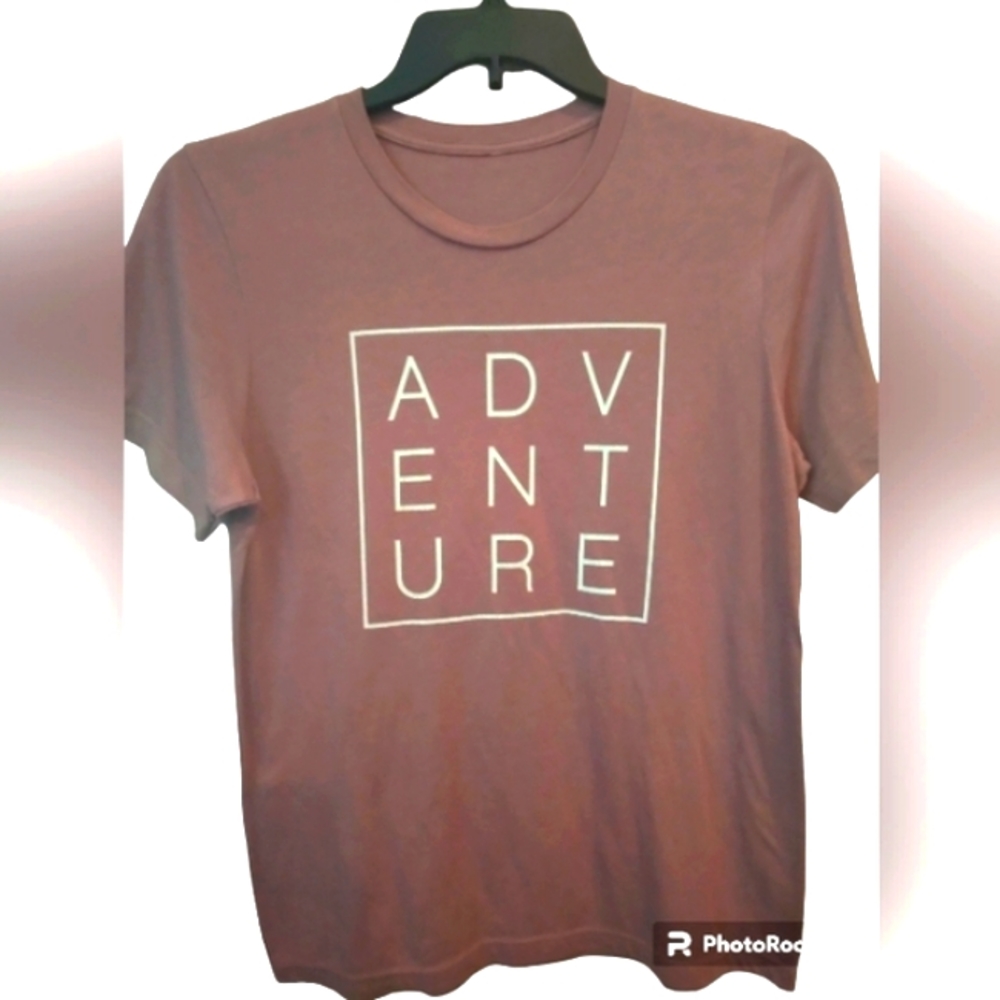 Women Adventure T-Shirt. Size Large. Mauve and White.